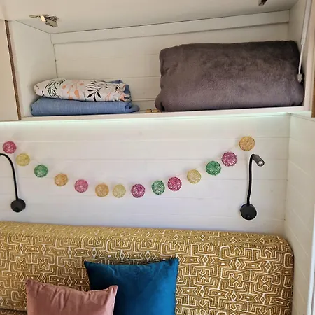 Static Camper In Front Of The Sea * エル・メダノ