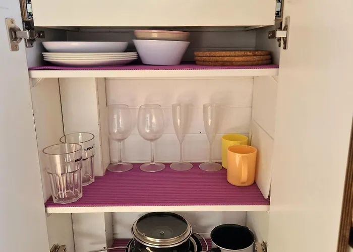 Кемпинг Static Camper In Front Of The Sea *