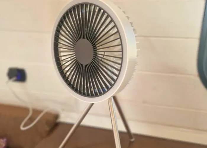 Static Camper In Front Of The Sea * El Médano